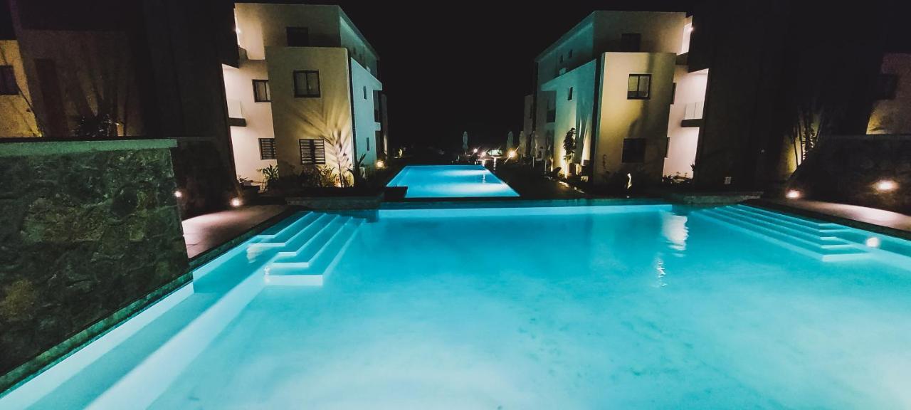 Eastern Blue - Sea View Luxury Apartment Poste Lafayette Dış mekan fotoğraf